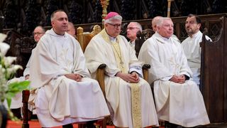 Nadbiskup Milan Zgrablić predvodio misu zadušnicu za Papu Franju Nadbiskup Milan Zgrablić predvodio misu zadušnicu za Papu Franju