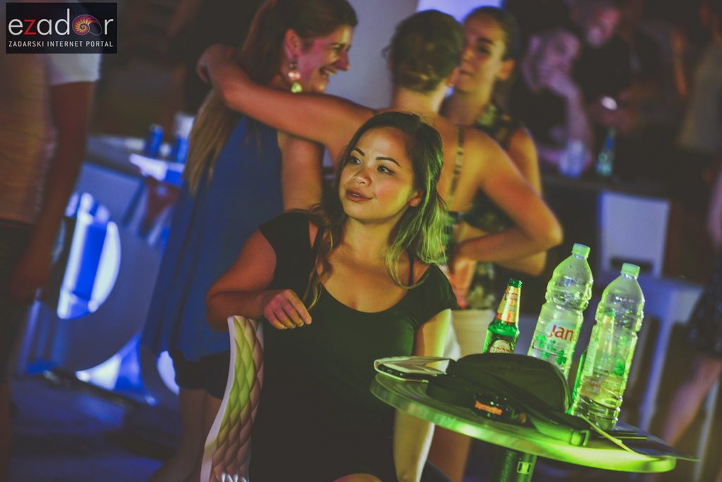 Salsa četvrtkom i after uz DJ Em Bee @ Svarog Bar