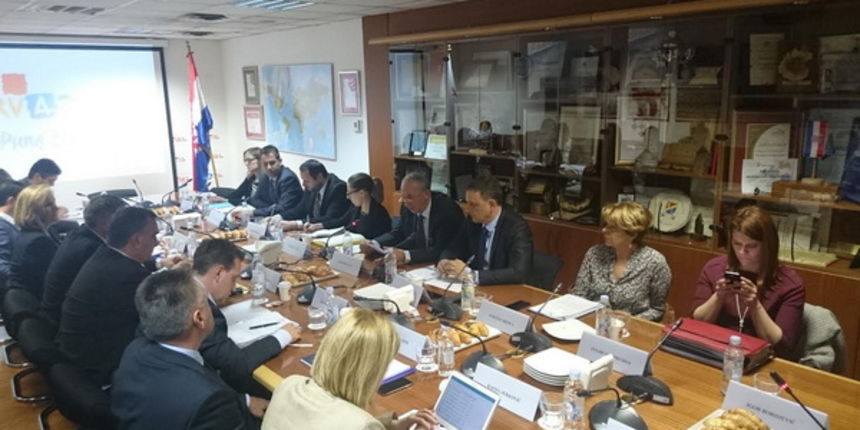 Održana prva sjednica Turističkog vijeća HTZ-a Održana prva sjednica Turističkog vijeća HTZ-a