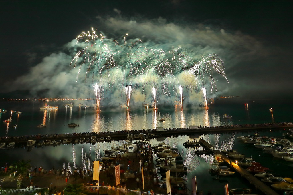 Biogradska noć 2017: Spektakularni vatromet Biogradska noć 2017: Spektakularni vatromet