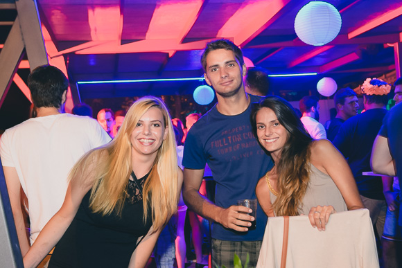 Turanjska fešta u Menfisto baru, 16.7.2015. (foto: Ivan Toman) Turanjska fešta u Menfisto baru, 16.7.2015. (foto: Ivan Toman)