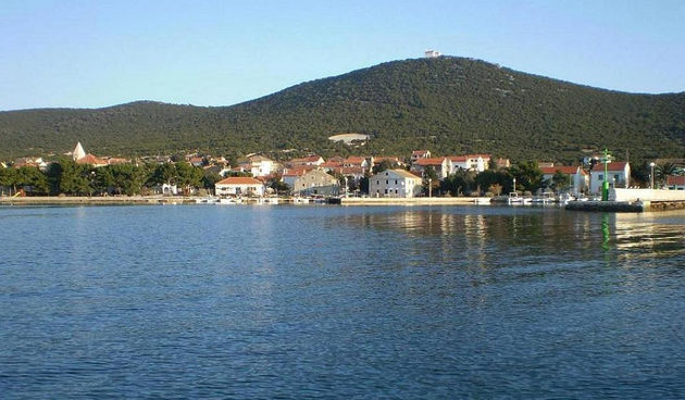 Otok Ist – Uvala široka (Foto:otokist.mojblog.hr)