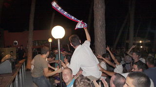 Biograd na Moru 17. srpnja 2009: Nastup Mladena Grdovica u diskoteci Marina Biograd na Moru 17. srpnja 2009: Nastup Mladena Grdovica u diskoteci Marina