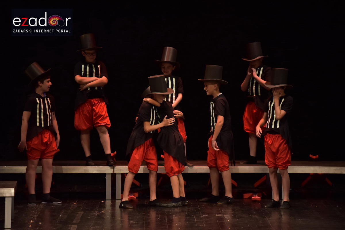U HNK Zadar održana kazališna revija predstava Udruge “Igrajmo se” U HNK Zadar održana kazališna revija predstava Udruge “Igrajmo se”