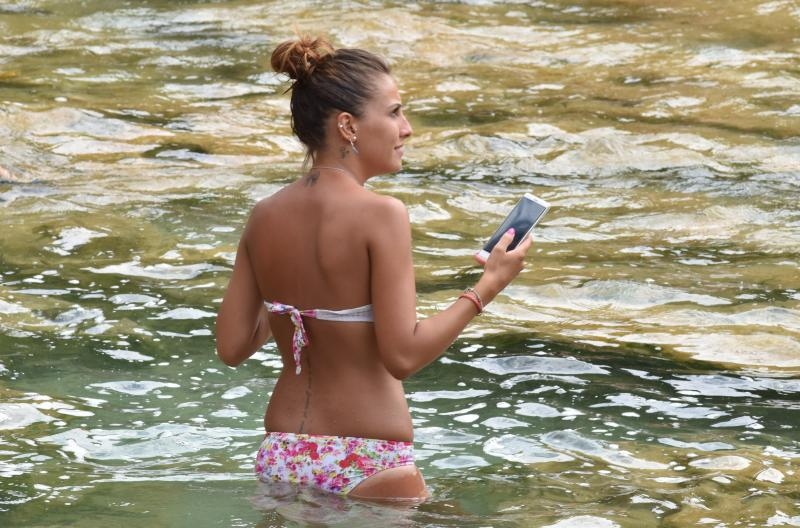 Lijepe djevojke iz cijeloga svijeta okupirale Nacionalni Park Krku. Photo: Hrvoje Jelavić/PIXSELL Lijepe djevojke iz cijeloga svijeta okupirale Nacionalni Park Krku. Photo: Hrvoje Jelavić/PIXSELL