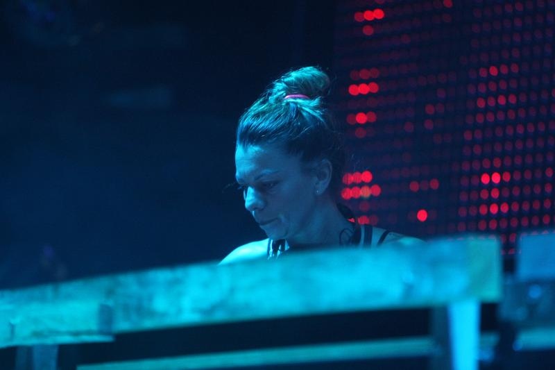 Plaza Zrce, prvi dan Allure Music festivala koji se odrzava u klubu Kalypso. Na Allure Music festivalu sve DJ-ice, plesacice, hostese su iskljucivo zene sto ga cini posebno od svih drugih festivala koji se odrzavaju na Zrcu. Photo: Luka Stanzl/PIXSELL Plaza Zrce, prvi dan Allure Music festivala koji se odrzava u klubu Kalypso. Na Allure Music festivalu sve DJ-ice, plesacice, hostese su iskljucivo zene sto ga cini posebno od svih drugih festivala koji se odrzavaju na Zrcu. Photo: Luka Stanzl/PIXSELL