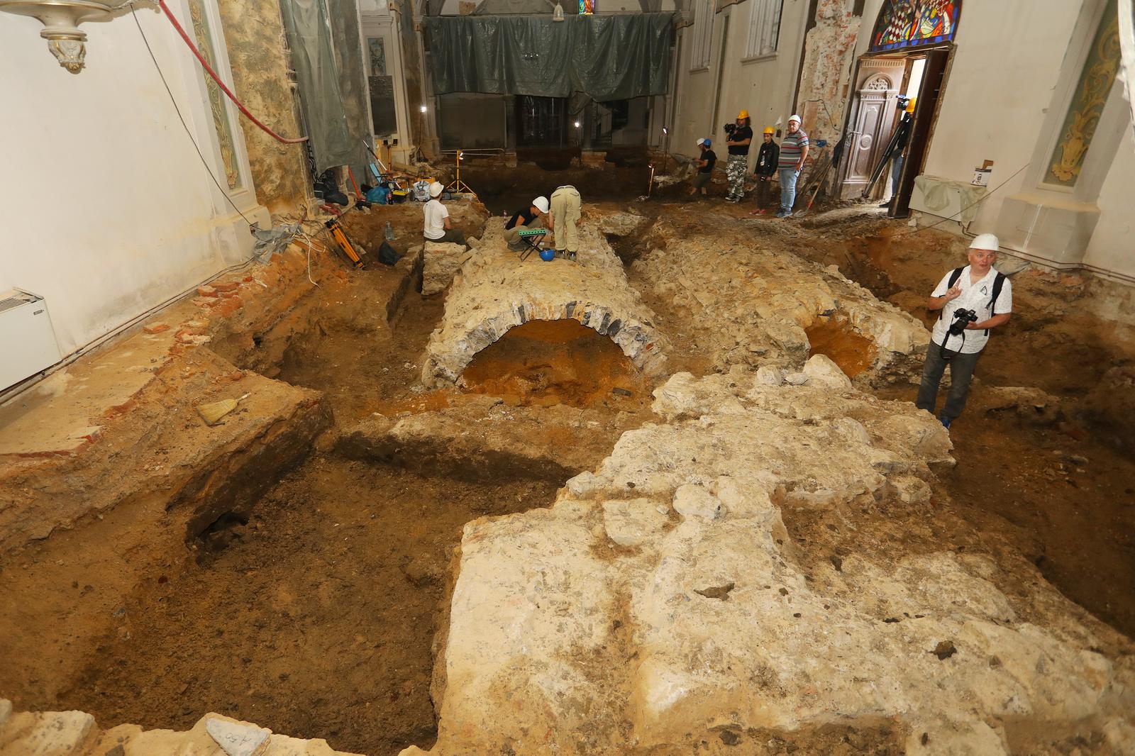 Pogledajte ovo vrijedno arheološko nalazište u Crkvi Presvetog Trojstva