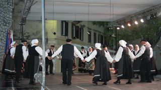 smotra folklora; etno dani