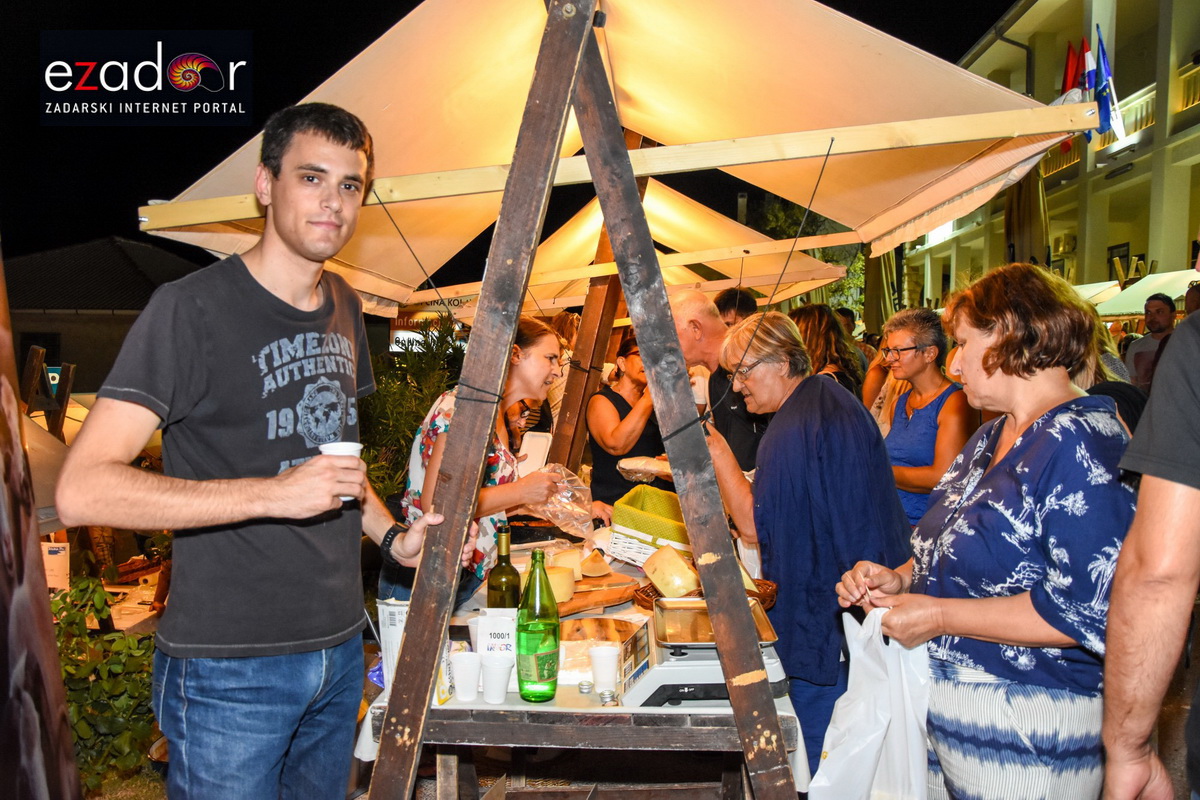 4. Fešta od sira u Kolanu