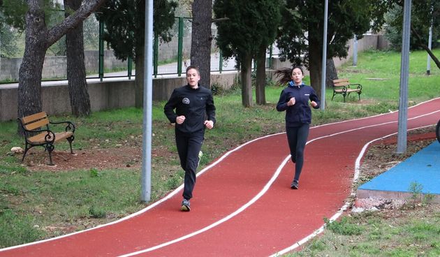 fitness, vježbanje, trčanje, sc višnjik ilustracija