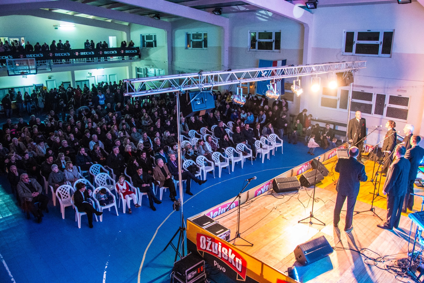 Humanitarni koncert “Za malu Enu” u Povljani Humanitarni koncert “Za malu Enu” u Povljani