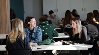 Čitaonica Znanstvene knjižnice Sveučilišta u Zadru obnovljena i opremljena prijenosnim računalima