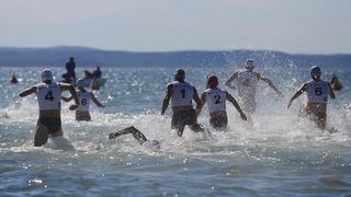 Na plaži u Zatonu kod Zadra održan je tečaj Hrvatskog crvenog križa za  djevojke i mladiće kako bi dobili licencu za spasioce na plažama Zadarske županije. Photo: Filip Brala/PIXSELL