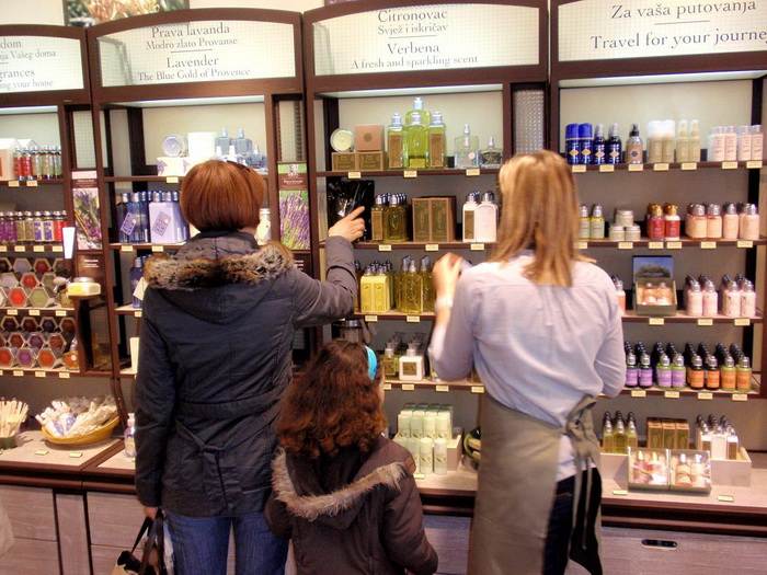 Otvorenje L’Occitane trgovine u Zadru, foto: Karla Otvorenje L’Occitane trgovine u Zadru, foto: Karla