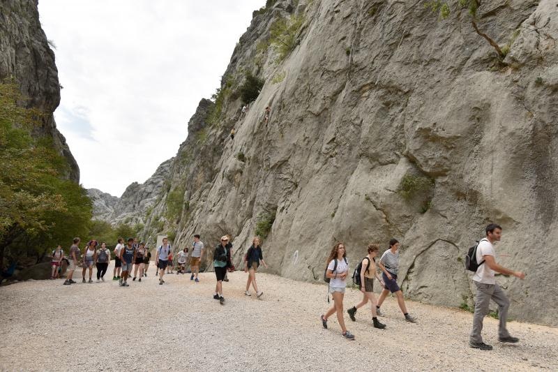 Kanjon Paklenice prepun je posjetitelja i penjača. Photo: Dino Stanin/PIXSELL