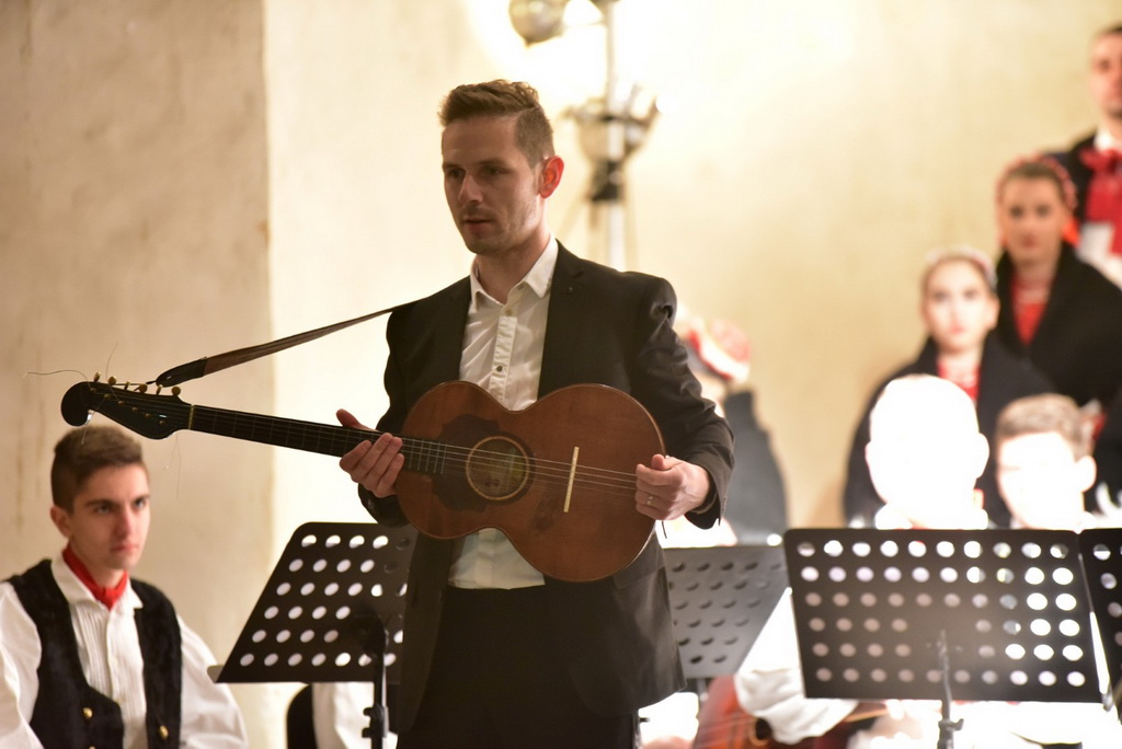 Turopoljsko srce srcu Zadra