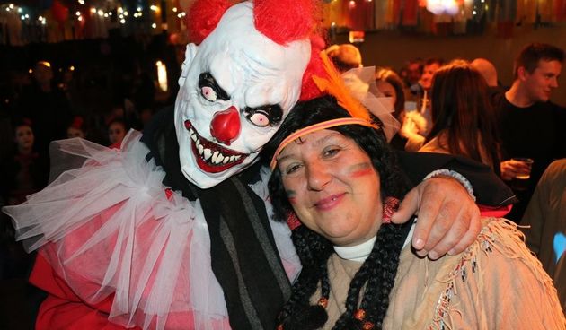 Virske maškare: Maja Šuput zapalila ledenu virsku večer