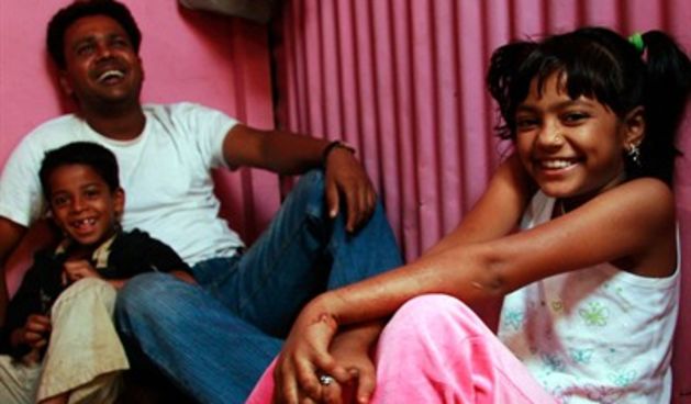 Rubina Ali s ocem i bratom