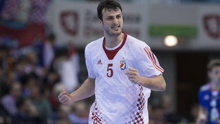 Zaragoza, Spanjolska, 230113.
Gradska dvorana Principe Felipe.
Svjetsko prvenstvo u rukometu za muskarce Spanjolska 2013.
Utakmica cetvrtfinala izmedju reprezentacija Hrvatske i Francuske.
Na fotografiji: Domagoj Duvnjak.
Foto: Ante Cizmic / CROPIX Zaragoza, Spanjolska, 230113.
Gradska dvorana Principe Felipe.
Svjetsko prvenstvo u rukometu za muskarce Spanjolska 2013.
Utakmica cetvrtfinala izmedju reprezentacija Hrvatske i Francuske.
Na fotografiji: Domagoj Duvnjak.
Foto: Ante Cizmic / CROPIX