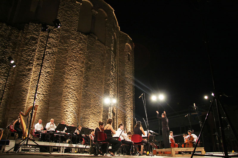 Svečano otvorenje 48. Glazbenih večeri u Sv. Donatu – “Carmen”