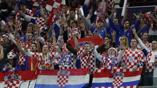 Malmo, 190111.
Malmo Arena, 22. svjetsko rukometno prvenstvo, utakmica izmedju Hrvatske i Srbije.
Na fotografiji: navijaci.
Foto: Ante Cizmic / CROPIX Malmo, 190111.
Malmo Arena, 22. svjetsko rukometno prvenstvo, utakmica izmedju Hrvatske i Srbije.
Na fotografiji: navijaci.
Foto: Ante Cizmic / CROPIX
