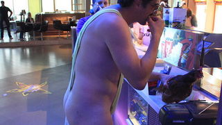 Dali bar: Party u povodu predpremijere filma Bruno