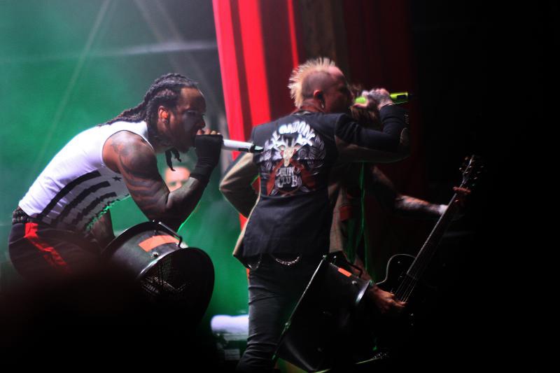 12.07.2013., Novi Sad, Srbija – Nastup grupe Prodigy trece veceri festivala Exit na tvrdjavi Petrovaradin. Photo: Marko Mrkonjic/PIXSELL 12.07.2013., Novi Sad, Srbija – Nastup grupe Prodigy trece veceri festivala Exit na tvrdjavi Petrovaradin. Photo: Marko Mrkonjic/PIXSELL