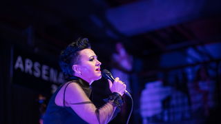 Veličanstvena Amira Medunjanin oduševila Zadrane u klubu Arsenal. Foto: Vinko Pešić Veličanstvena Amira Medunjanin oduševila Zadrane u klubu Arsenal. Foto: Vinko Pešić