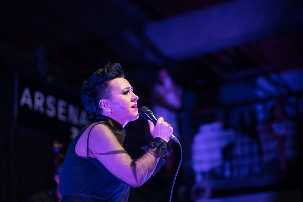 Veličanstvena Amira Medunjanin oduševila Zadrane u klubu Arsenal. Foto: Vinko Pešić Veličanstvena Amira Medunjanin oduševila Zadrane u klubu Arsenal. Foto: Vinko Pešić