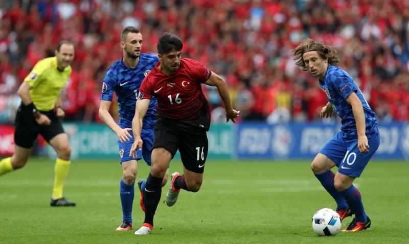 Stadion Park prinčeva u Parizu, UEFA EURO 2016., 1. kolo, skupina D, Turska – Hrvatska. Photo: Sanjin Strukic/PIXSELL Stadion Park prinčeva u Parizu, UEFA EURO 2016., 1. kolo, skupina D, Turska – Hrvatska. Photo: Sanjin Strukic/PIXSELL