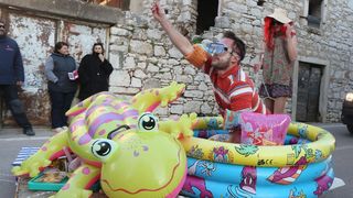 Murter: Maškarana povorka Velike Bake