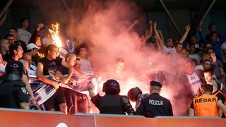 Intervencija policije na tribini s navijačima Zadra na utakmici Cibone i Zadra (80-71). Photo: Goran Stanzl/PIXSELL Intervencija policije na tribini s navijačima Zadra na utakmici Cibone i Zadra (80-71). Photo: Goran Stanzl/PIXSELL