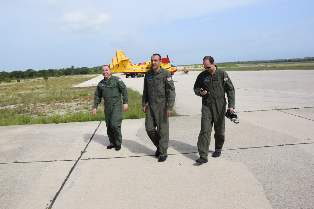 Ekipa tv showa “The Grand Tour” snimala u Zrakoplovnoj bazi u Zemuniku