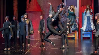 HNK Zadar: Bajka.hr Plesne udruge Gesta, Foto: Željko Karavida HNK Zadar: Bajka.hr Plesne udruge Gesta, Foto: Željko Karavida