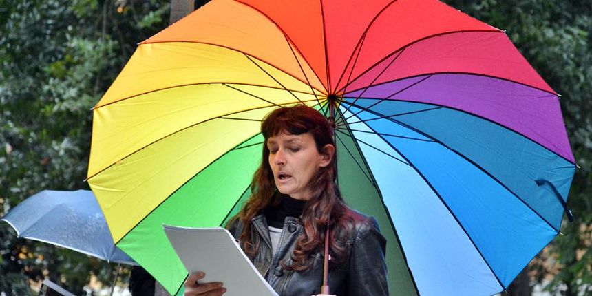 Noć knjige – Čitanje poezije u parku, foto: Iva Perinčić