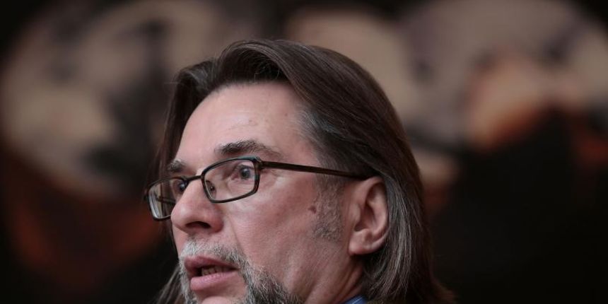 Zagreb – Saborski zastupnik Branko Vuksic odrzao je konferenciju za medije na temu Jesmo li pijani naftni i plinski milijunasi. Photo: Patrik Macek/PIXSELL