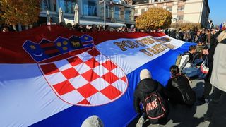 Image 380793 (auto) Image 380793 (auto)