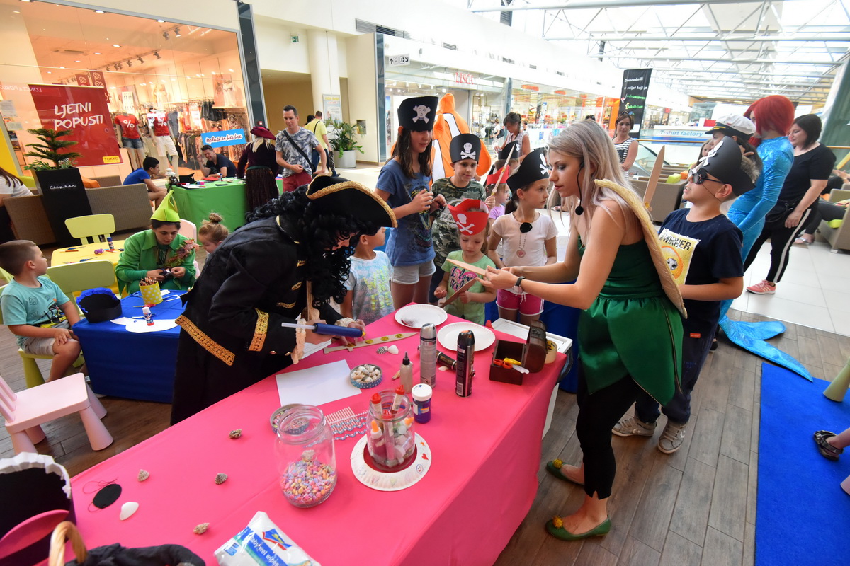 Supernova: Adio školo i dodjela ključeva dobitniku nagradne igre Supernova: Adio školo i dodjela ključeva dobitniku nagradne igre