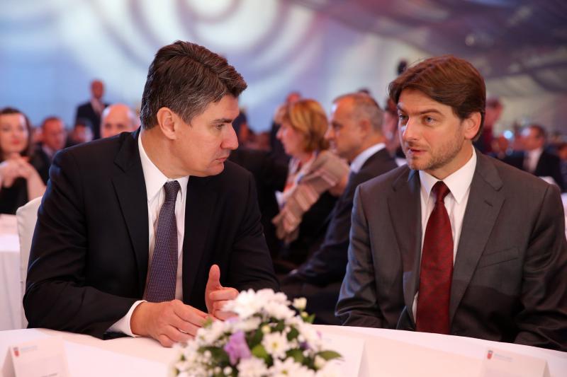 25.10.2013., Zadar – U Falkensteiner hotelu u Punta Skali dodjeljene su nagrade “Covjek – kljuc uspjeha u turizmu”. Svecanosti su prisustvovali premijer Zoran Milanovic te ministri Darko Lorencin i Gordan Maras te brojni drugi uvazeni gosti. Photo: Fili