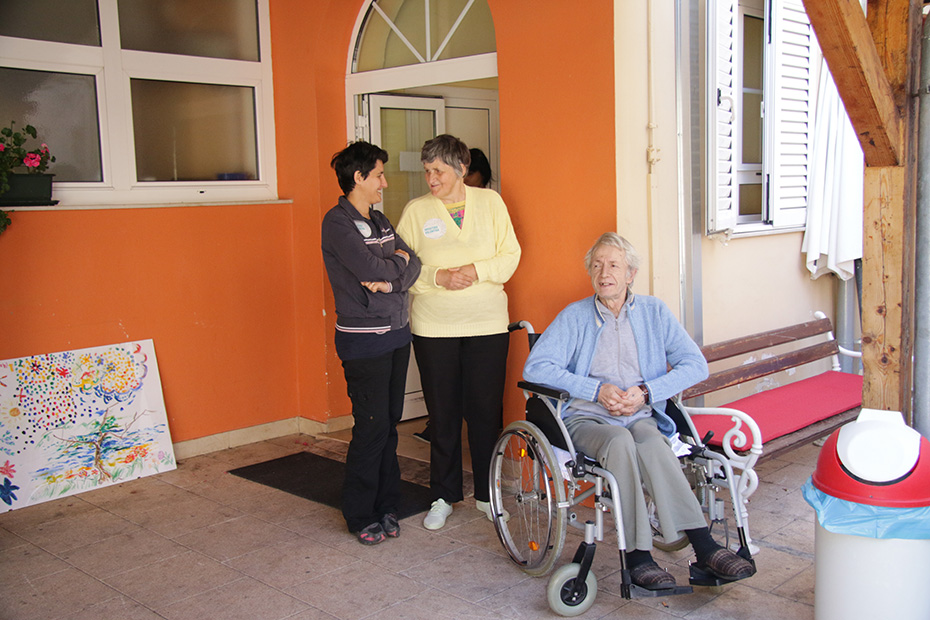 “Hrvatska volontira”: Roštiljada u Domu sv. Frane