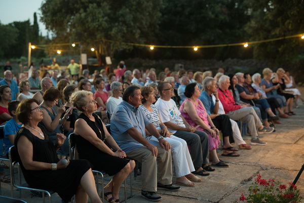 Svečano otvorenje 1. Olipskog ljetnog festivala 10. srpnja 2016. Svečano otvorenje 1. Olipskog ljetnog festivala 10. srpnja 2016.