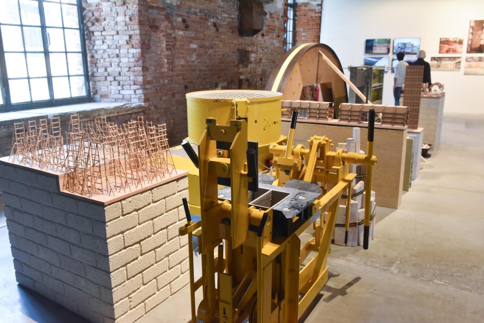 Na 16. Venecijanskom bijenalu otvoren Hrvatski paviljon s instalacijom Oblak Pergola Na 16. Venecijanskom bijenalu otvoren Hrvatski paviljon s instalacijom Oblak Pergola