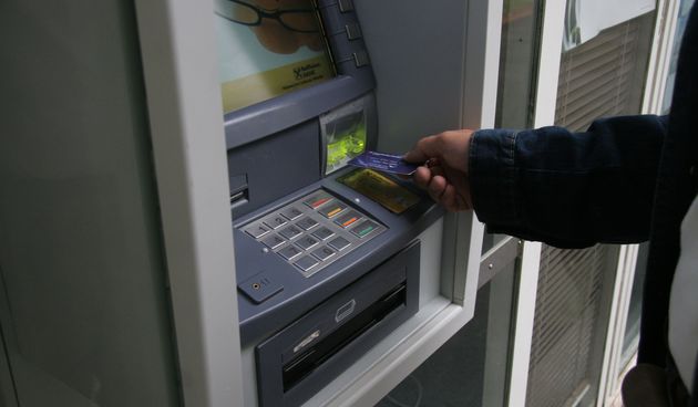 Kartica, bankomat
