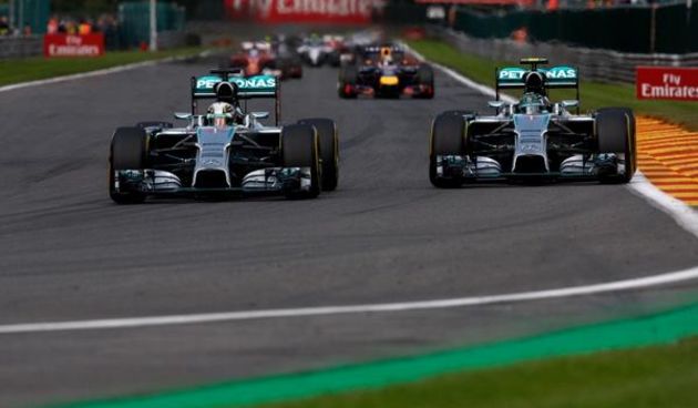 Lewis Hamilton i Nico Rosberg, foto: twitter