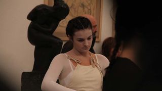 Glazbeno-plesni performans “Ona koja nosi”, foto: Iva Perinčić Glazbeno-plesni performans “Ona koja nosi”, foto: Iva Perinčić