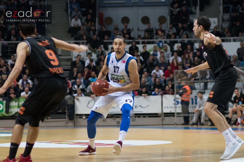 HT Premijer liga: 9. kolo: KK Zadar – GKK Šibenik 81-72. Domagoj Vuković