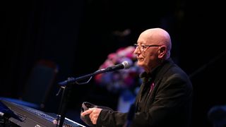 Koncertom ‘Vjeruj u ljubav’ obilježena 50. godišnjica Županijske lige protiv raka: zapjevao i Oliver Dragojević Koncertom ‘Vjeruj u ljubav’ obilježena 50. godišnjica Županijske lige protiv raka: zapjevao i Oliver Dragojević