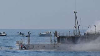 Premantura: Admiralski brod Vis potopljen kako bi postao ronilačka atrakcija. Photo: Duško Marušić/PIXSELL