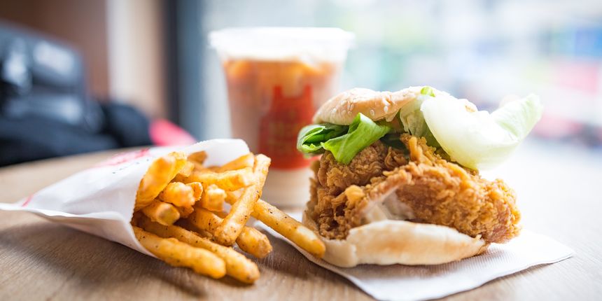 Fast food – hidrogenizirana ulja, kemikalije, pojačivači okusa, šećeri – sve se to nalazi u ovoj vrsti hrane i treba je izbjegavati pod svaku cijenu