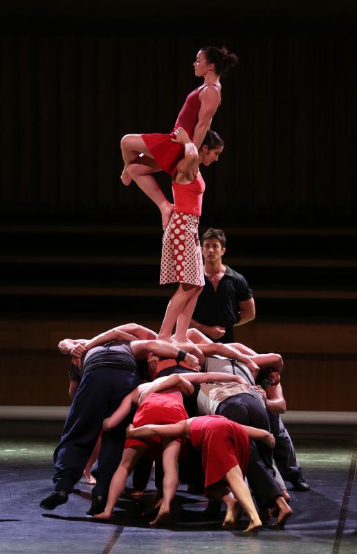 Zagreb, KD Vatroslav Lisinski – Predstava Le Grand C slavne francuske cirkuske skupine Compagnie XY. Zagreb, KD Vatroslav Lisinski – Predstava Le Grand C slavne francuske cirkuske skupine Compagnie XY.